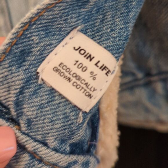 Zara light wash denim jean jacket with white cream sherpa lining - Picture 6 of 6